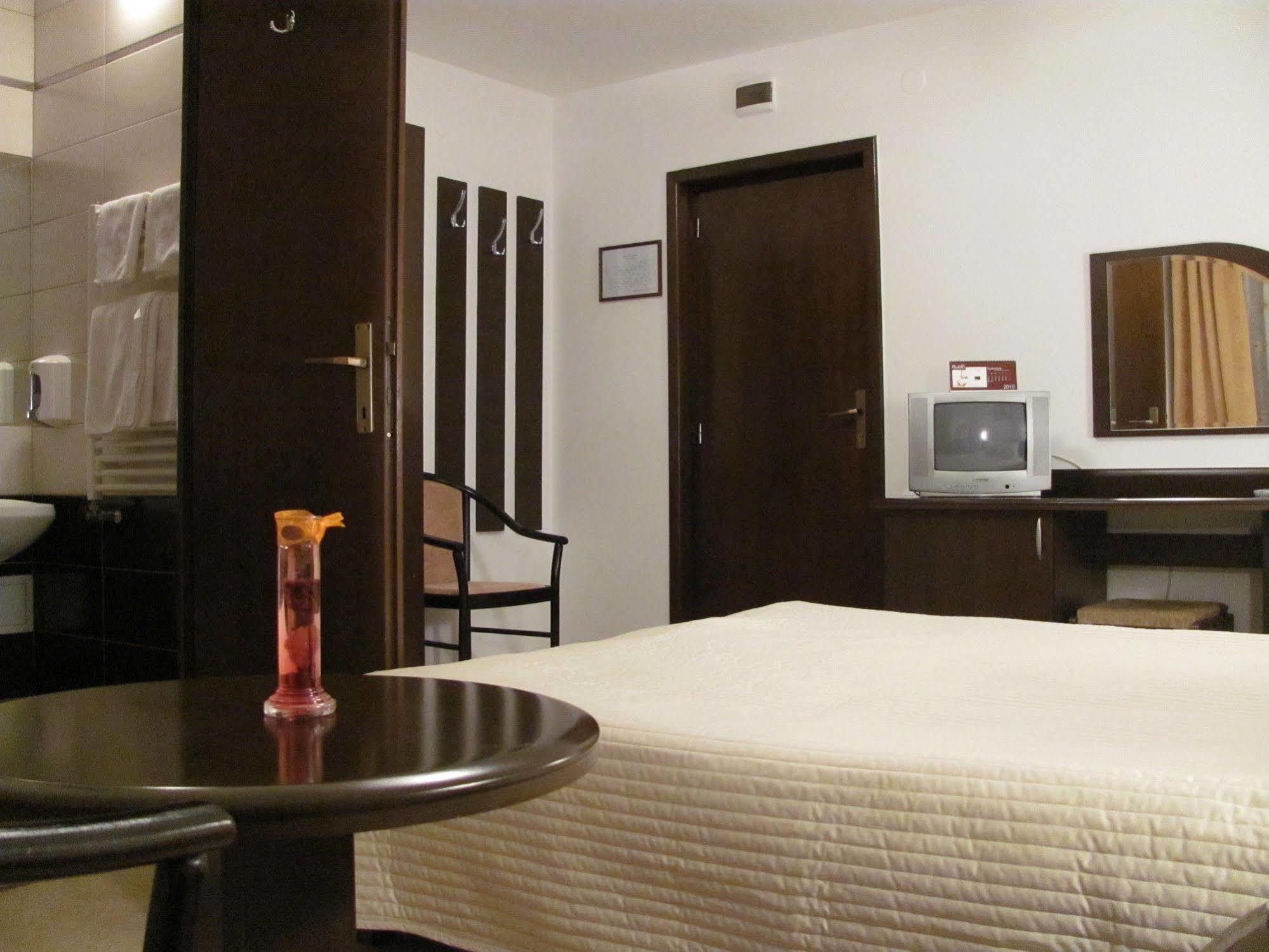 Rubin Hotell Sibiu Exteriör bild
